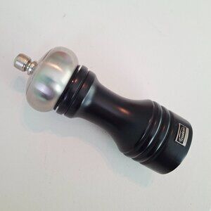 Trudeau Professional Pepper Mill